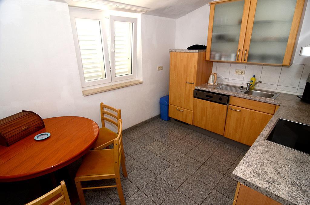 Maslov Apartment *